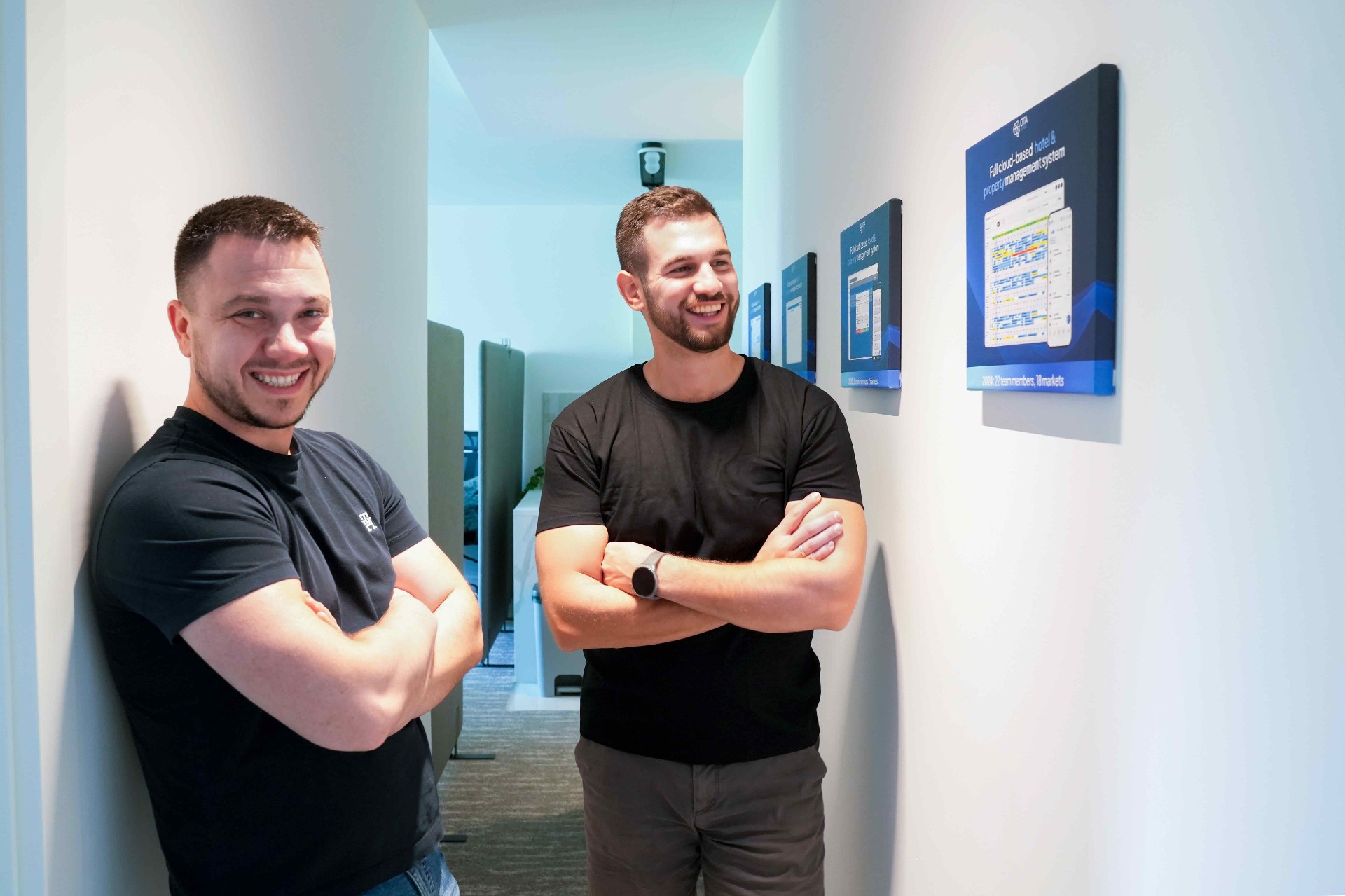 HotelSync, deux amis. Une seule mission. 41 000 établissements plus tard.